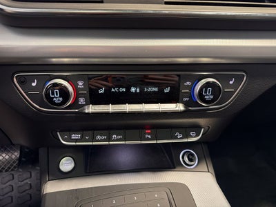 2018 Audi Q5 2.0T Premium Plus w/ Pano Roof & Nav