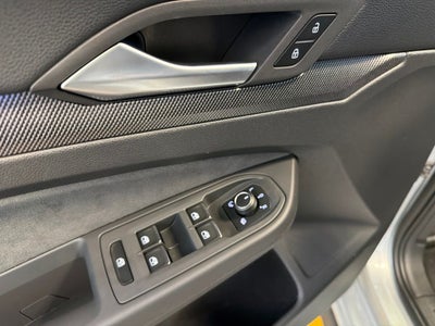 2025 Volkswagen Golf GTI 2.0T S w/ Nav & Heated Seats
