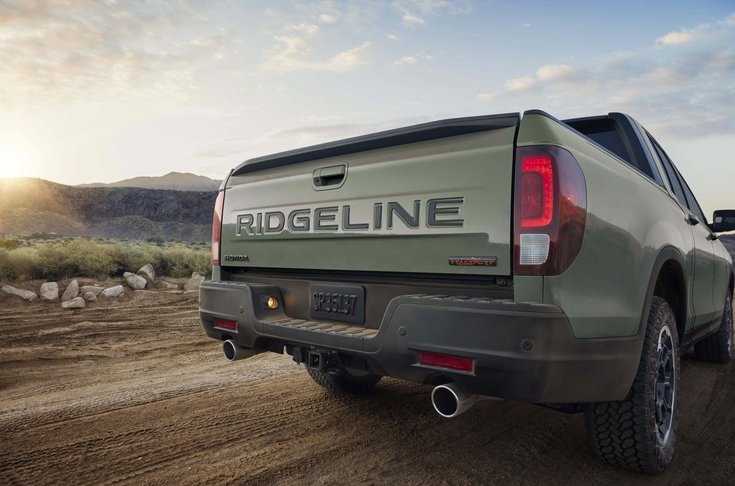 2026 Honda Ridgeline In-Bed Trunk and Tailgate